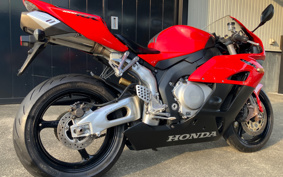 HONDA CBR1000RR 2004 SC57
