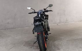 KTM 890 DUKE R 2025 TU940