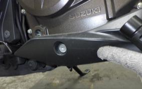 SUZUKI ｼﾞｸｻｰ250 2001 ED22Y