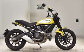 DUCATI SCRAMBLER ICON 2015