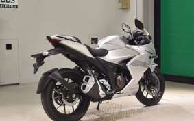 SUZUKI GIXXER 250 SF 2000 ED22B