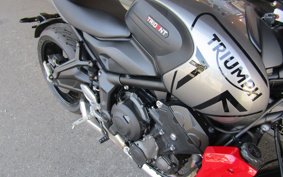 TRIUMPH TRIDENT 660 2021 LGL10U