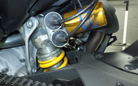 DUCATI STREETFIGHTER V4 S 2025