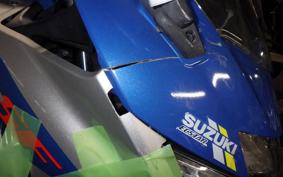 SUZUKI GIXXER 250 SF 2003