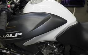 HONDA TRANSALP 700V 2014