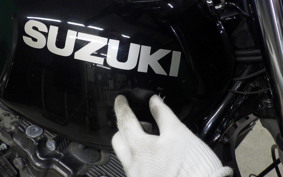 SUZUKI INAZUMA 750 (GSX750) 2000
