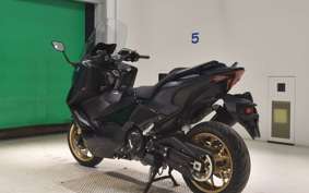 YAMAHA T-MAX 560 SJ19J