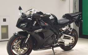 HONDA CBR1000RR 2006 SC57