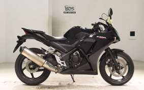 HONDA CBR250R GEN 3 2001 MC41