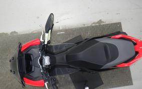 APRILIA SR GT200