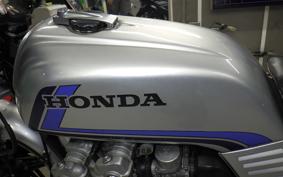HONDA CB750F B 1981 RC04