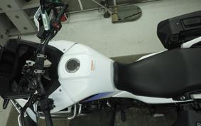 HONDA TRANSALP XL750 2023 RD16
