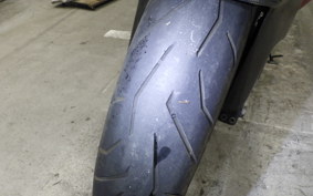 YAMAHA YZF-R1 2004