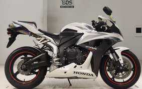 HONDA CBR600RR GEN 3 PC40