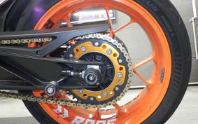 KTM 890 DUKE R 2022
