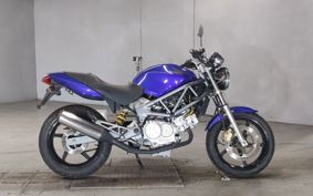 HONDA VTR 250 MC33