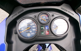 YAMAHA TDR125 DE04