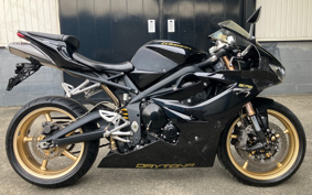 TRIUMPH DAYTONA675 2009 TMD106