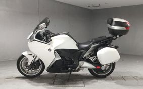 HONDA VFR1200F 2010 SC63