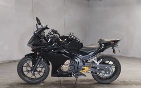 HONDA CBR400R NC47