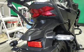 HONDA CB200X