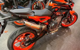 KTM 890 DUKE GP 2026 TU940