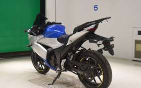 SUZUKI GIXXER 250 SF 2016