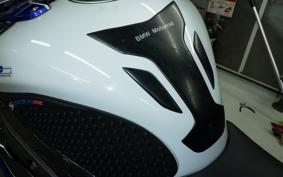 BMW HP4 2014