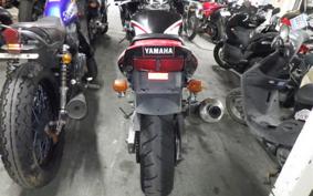 YAMAHA FZ400 4YR