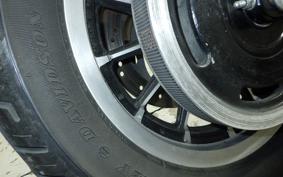 HARLEY XL883 2005