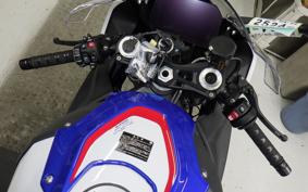 BMW S1000RR 2021