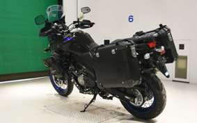 SUZUKI Vストローム650XTA C733M