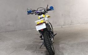 SUZUKI DR250 S SJ44A