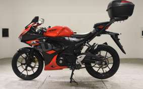 SUZUKI GSX-R125 2004 DL33B