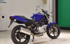 HONDA VTR 250 2024 MC33