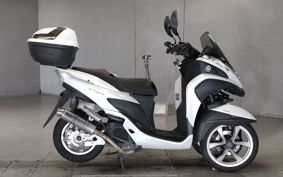 YAMAHA TRICITY 125 SE78