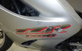 KAWASAKI ZZ1200 NINJA R 2002 ZXT20C