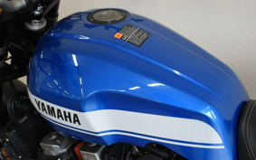 YAMAHA XJR1300 C 2015 RP19