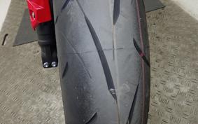 HONDA CBR650R E-Clutch 2025 RH17