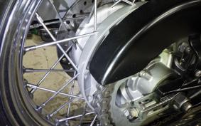 TRIUMPH BONNEVILLE T100 2013