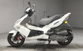 PGO G-MAX125 ..