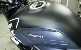 TRIUMPH TRIDENT 660 2022