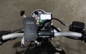 TRIUMPH TRIUMPH  SPEED 400 T127Y3