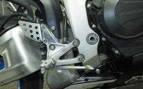 HONDA CBR600RR GEN 3 2009 PC40