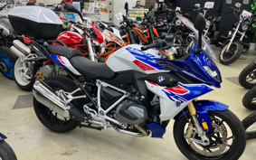 BMW R1250RS 2023 0M81
