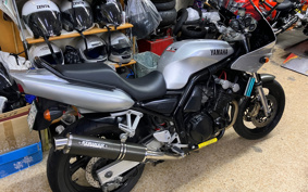 YAMAHA FZ400 1997 4YR