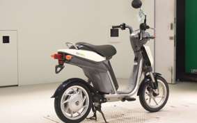 YAMAHA EC-03