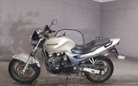 KAWASAKI ZR 700 2001 ZR750F