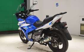 SUZUKI GSR250F