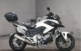 HONDA NC700X DCT RC63